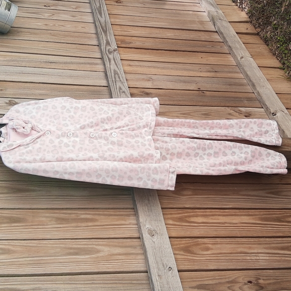 Max & Olivia girl's pajamas, size XL (14-16), 3 piece set, pink cheetah print - Picture 1 of 10